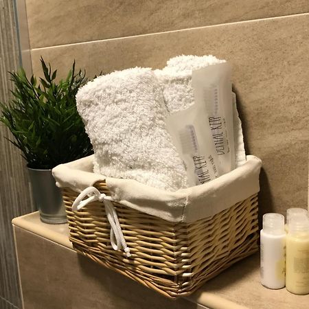 Apartments Maestral Тиват Экстерьер фото
