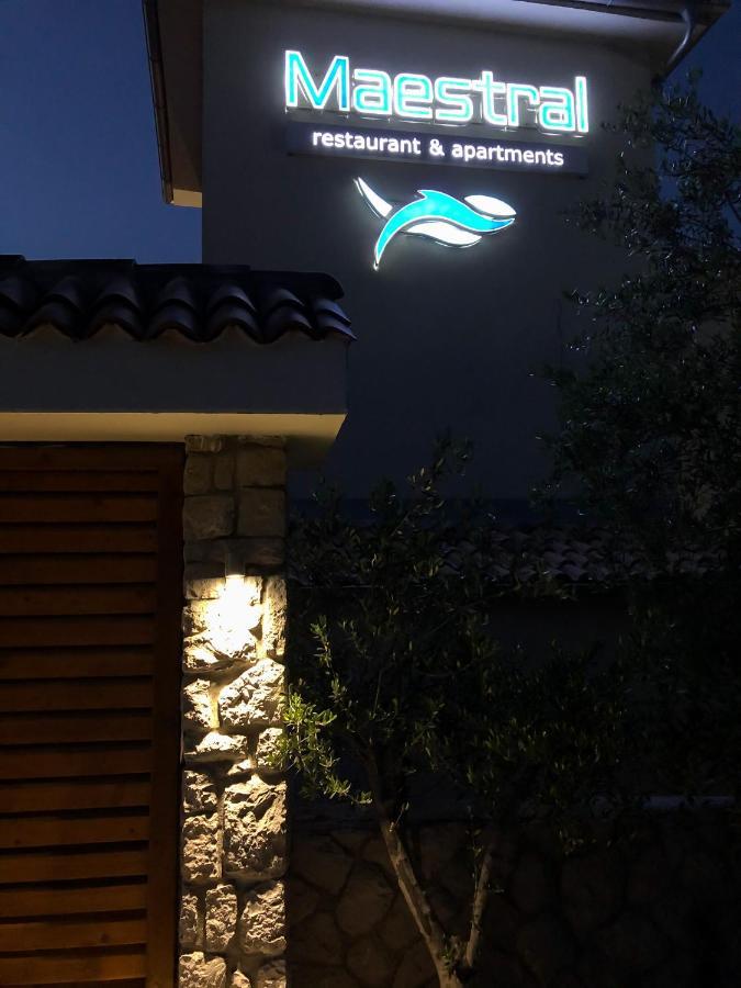 Apartments Maestral Тиват Экстерьер фото