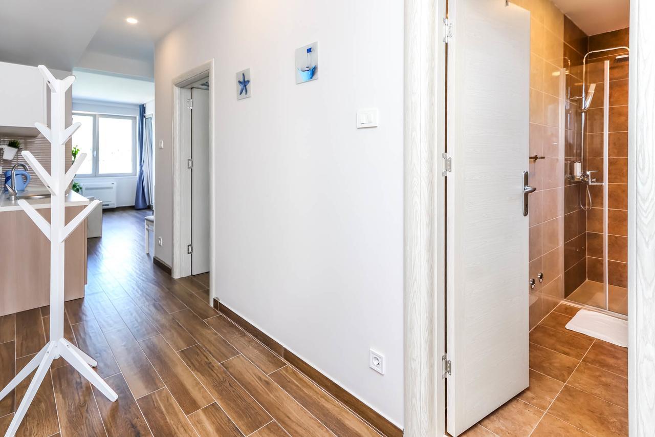 Apartments Maestral Тиват Экстерьер фото